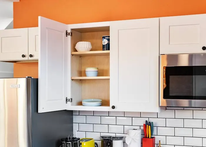 Comfor -stylish 1br+kingbed+new Reno