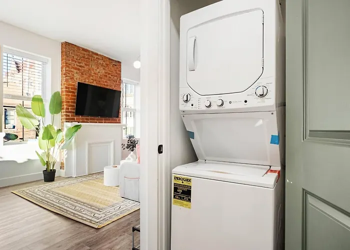 Comfor -stylish 1br+kingbed+new Reno Apartment *