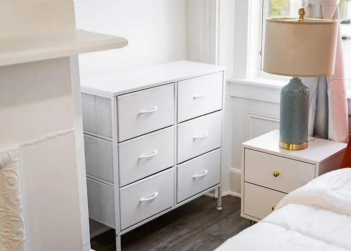 Comfor -stylish 1br+kingbed+new Reno